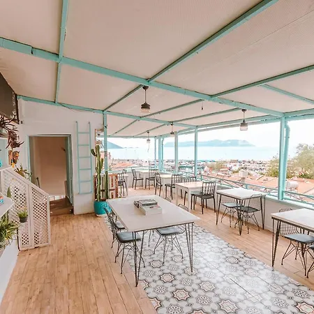 Kuytu Terrace Bed & Breakfast 5*
