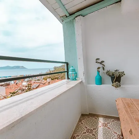 Kuytu Terrace Bed & Breakfast