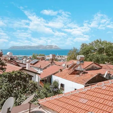 Kuytu Terrace فندق مبيت وإفطار كاس