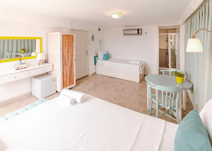 Bed & Breakfast Kuytu Terrace